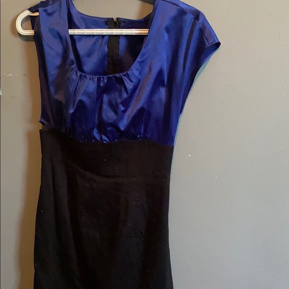 Smart Set Dress - Picture 2 of 2